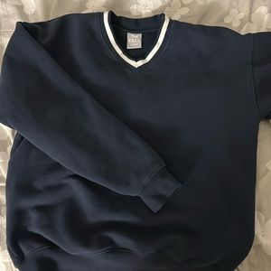 ⭐️⭐️2/$20⭐️⭐️tna cozy fleece bf v neck crew